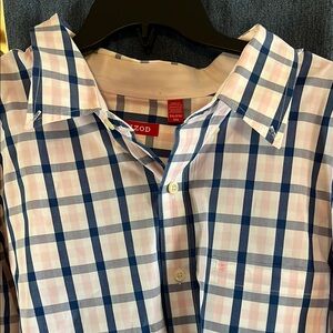 IZOD Men's Blue and Pink Checkered Shirt